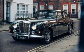 Un Bentley clasic din anii ’60 a fost transformat într-o mașină electrică
