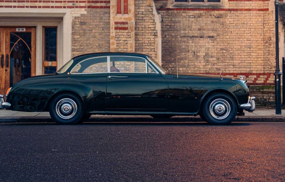 Un Bentley clasic din anii ’60 a fost transformat într-o mașină electrică - Poza 5