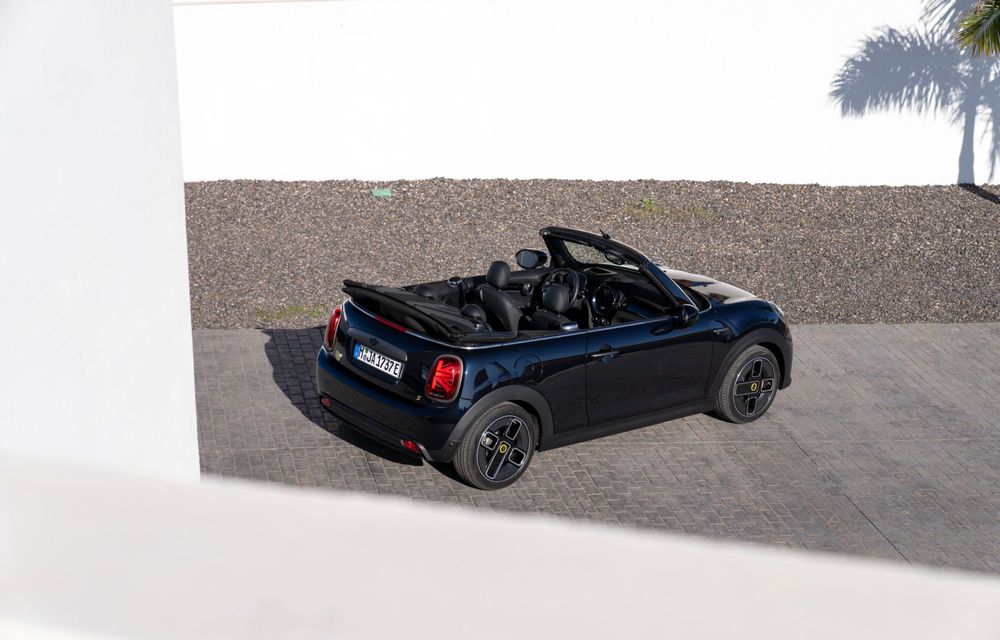 Noul Mini Cooper electric decapotabil: 184 CP și producție limitată - Poza 203