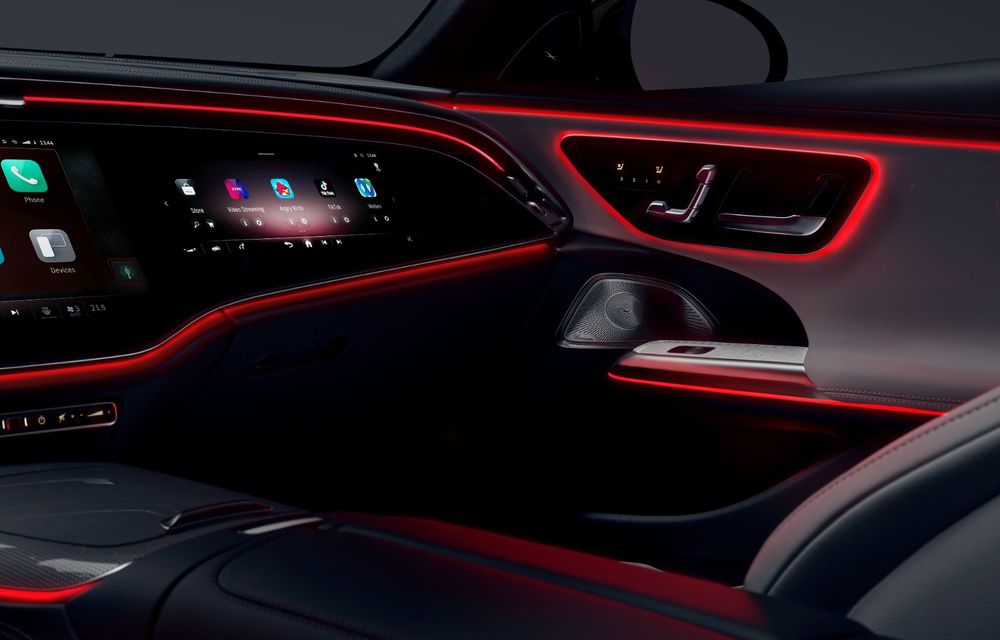 Imagini cu interiorul noului Mercedes-Benz Clasa E: cameră pentru videoconferință și TikTok - Poza 10