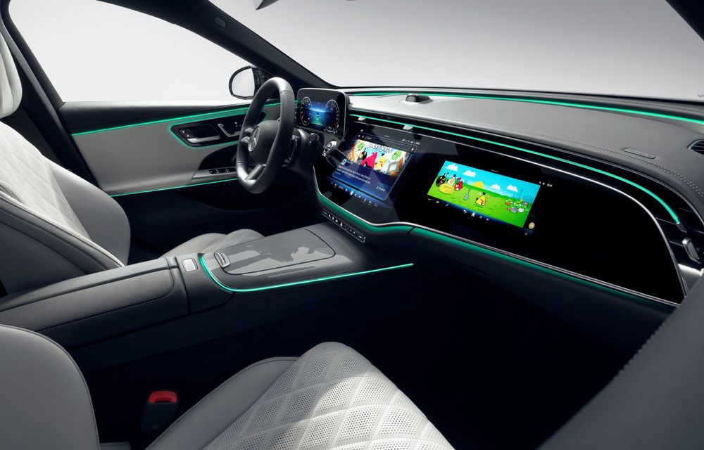 Imagini cu interiorul noului Mercedes-Benz Clasa E: cameră pentru videoconferință și TikTok - Poza 13