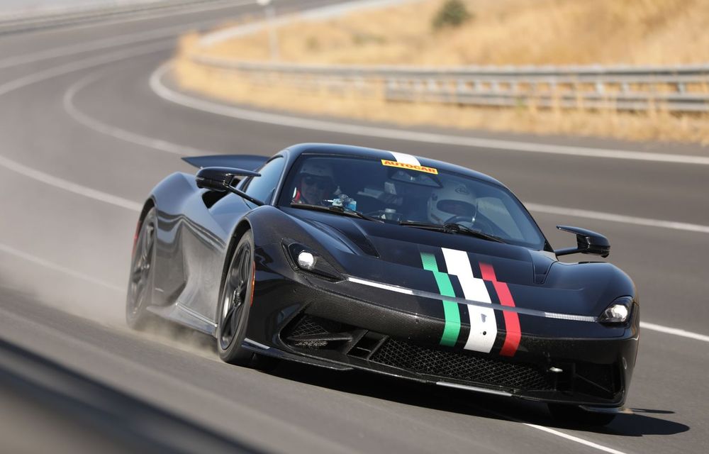 Record mondial: Pininfarina Battista, cea mai rapidă mașină de serie pe sfertul de milă - Poza 1