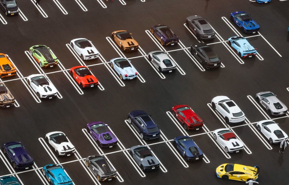 Record pentru cea mai mare paradă de mașini Lamborghini din istorie - Poza 7