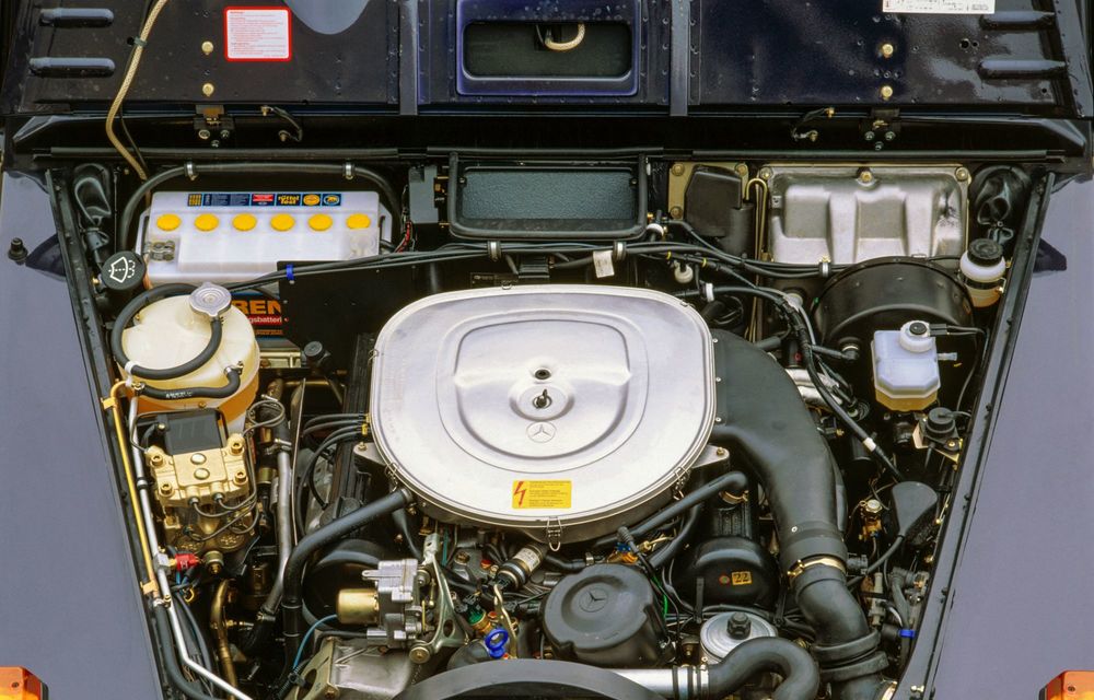 Mercedes-Benz: Primul Clasa G cu motor V8 a debutat în urmă cu 30 de ani - Poza 9