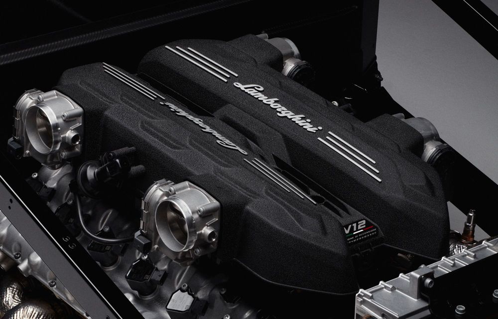 Noi detalii despre succesorul lui Lamborghini Aventador: motor V12 hibrid de 1015 cai putere - Poza 14