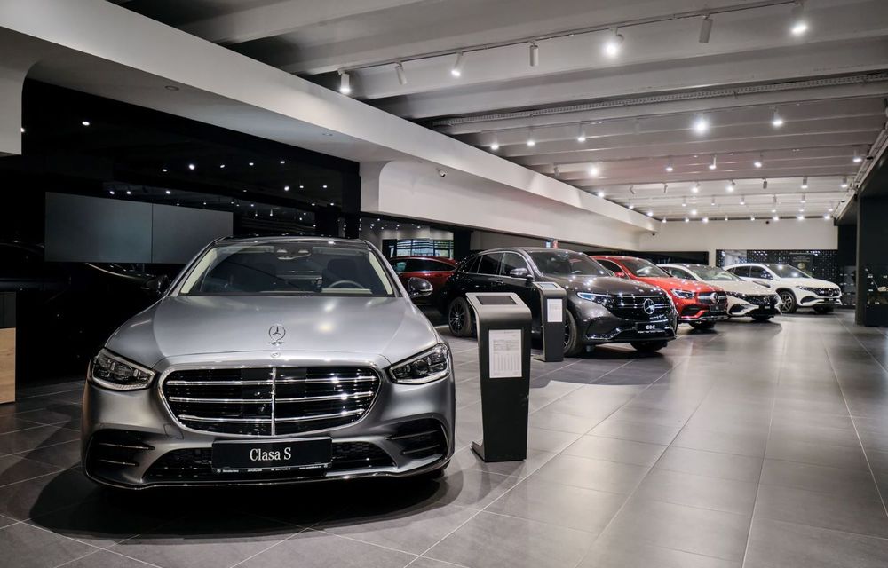 Mercedes-Benz inaugurează primul showroom de lux MAR20X din România - Poza 1