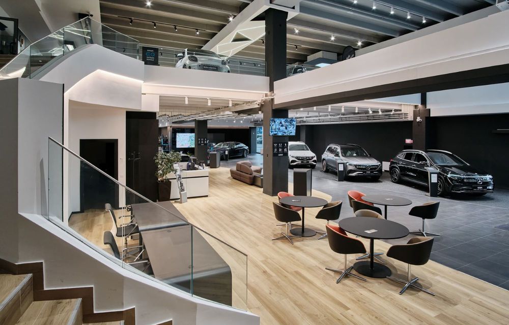 Mercedes-Benz inaugurează primul showroom de lux MAR20X din România - Poza 3