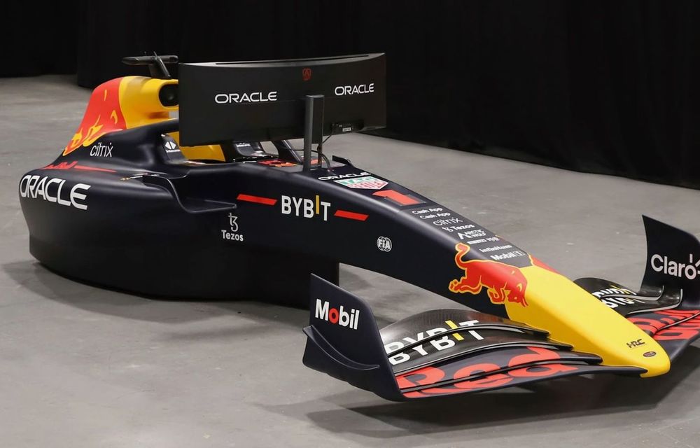 Simulatorul Red Bull costă cât un Porsche 911 și are forma monopostului de Formula 1 - Poza 1