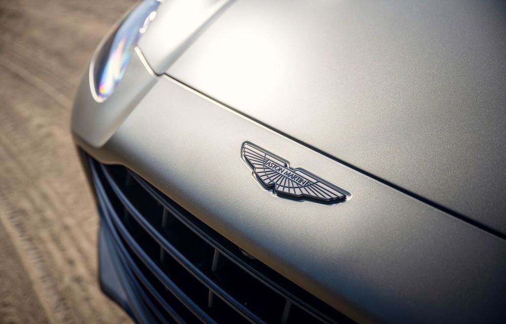 Primul teaser cu succesorul lui Aston Martin DB11: sistem multimedia asemănător cu cel Mercedes-Benz - Poza 1
