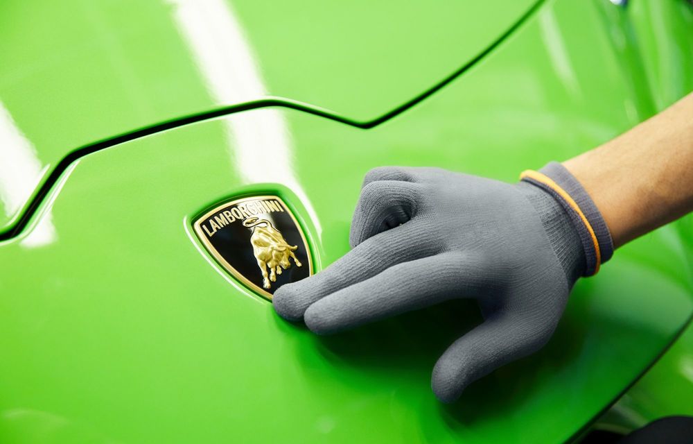 Istorie în imagini: cum a evoluat fabrica Lamborghini în ultimii 60 de ani - Poza 53