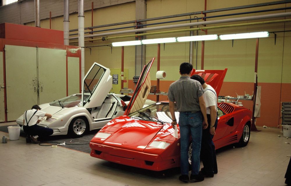 Istorie în imagini: cum a evoluat fabrica Lamborghini în ultimii 60 de ani - Poza 196