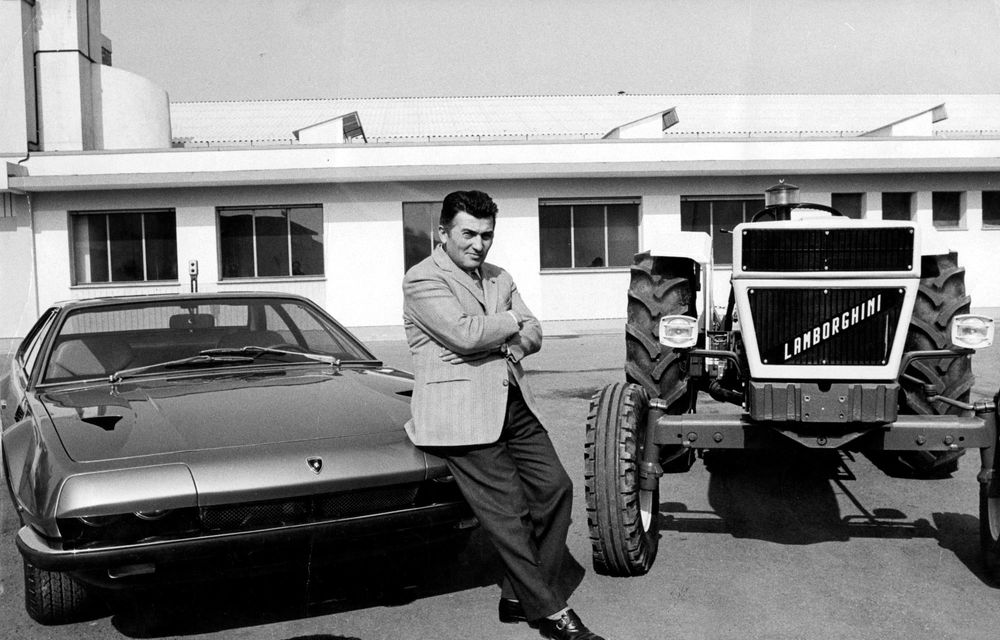 Istorie în imagini: cum a evoluat fabrica Lamborghini în ultimii 60 de ani - Poza 89
