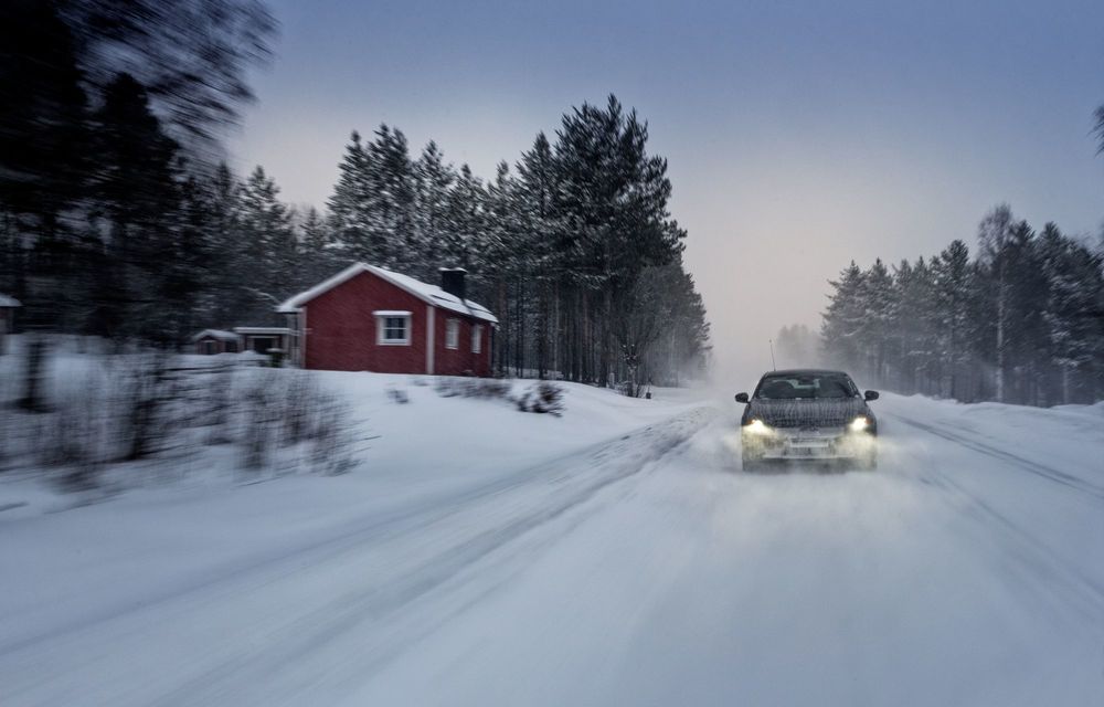 Imagini cu noul BMW i5 din timpul testelor de iarnă - Poza 30