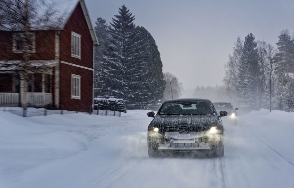 Imagini cu noul BMW i5 din timpul testelor de iarnă - Poza 31