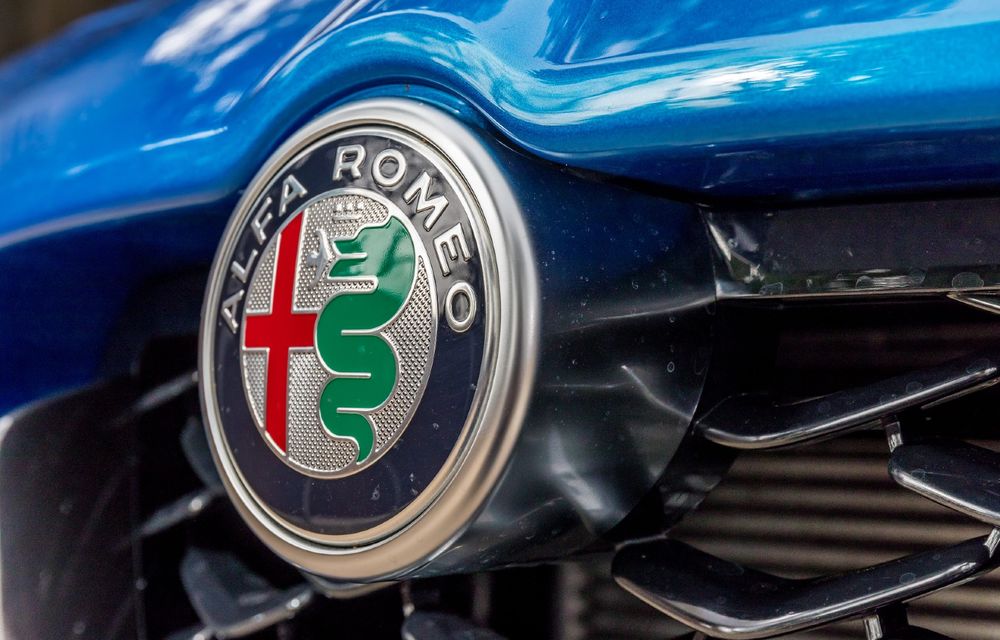 OFICIAL: Primul Alfa Romeo electric va fi un SUV înrudit cu Jeep Avenger - Poza 1
