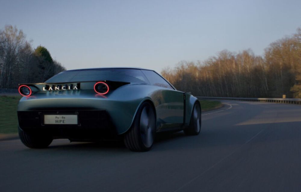 Lancia a renăscut: conceptul Pu+Ra HPE este un coupe electric inspirat de Stratos - Poza 9