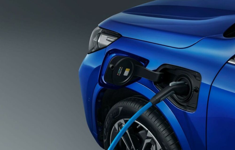 BMW lansează versiuni cu ampatament mărit pentru X1 și iX1 - Poza 8