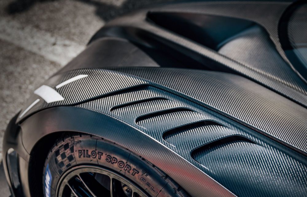 Imagini oficiale cu Bugatti Bolide de serie, un hypercar de 4 milioane de euro - Poza 4