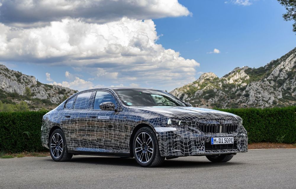 Viitorul BMW Seria 5: imagini noi cu versiunea electrică a sedanului - Poza 1