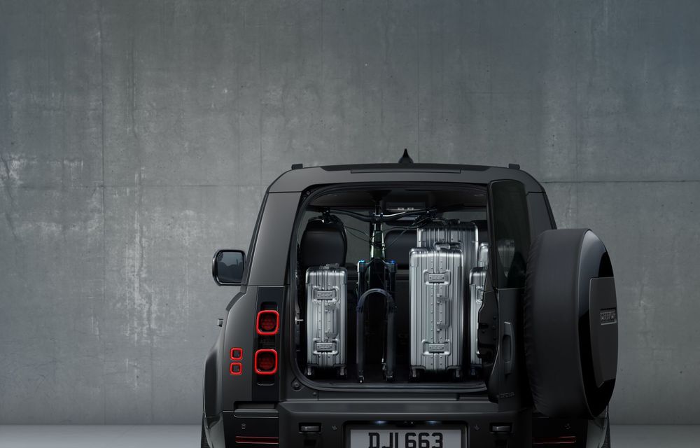 Ediții noi pentru Land Rover Defender: versiune de lux Outbound și motor V8 de 500 CP - Poza 13