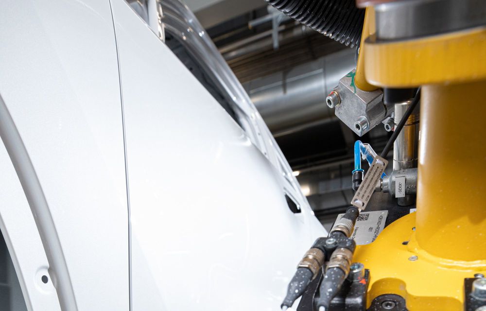 BMW introduce inteligența artificială în uzinele sale. Inspecțiile, realizate de roboți inteligenți - Poza 25