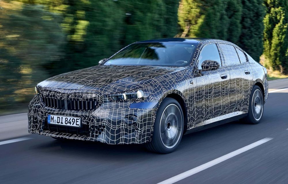 Teaser cu viitorul BMW i5: semnătură luminoasă nouă a farurilor și iluminare ambientală nouă - Poza 1