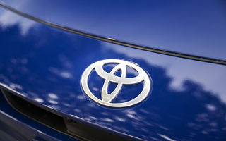 Toyota: Dacă forțăm achiziția electricelor, oamenii vor păstra cât mai mult termicele