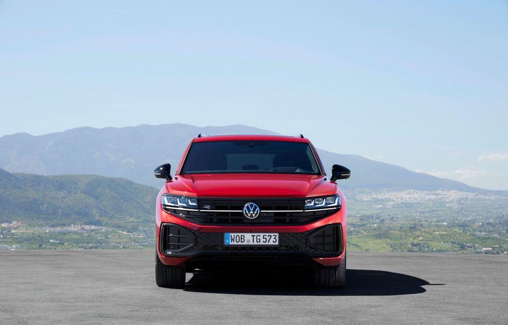 Noul Volkswagen Touareg facelift: faruri noi, motor V6 electrificat și preț de 69.000 de euro - Poza 8
