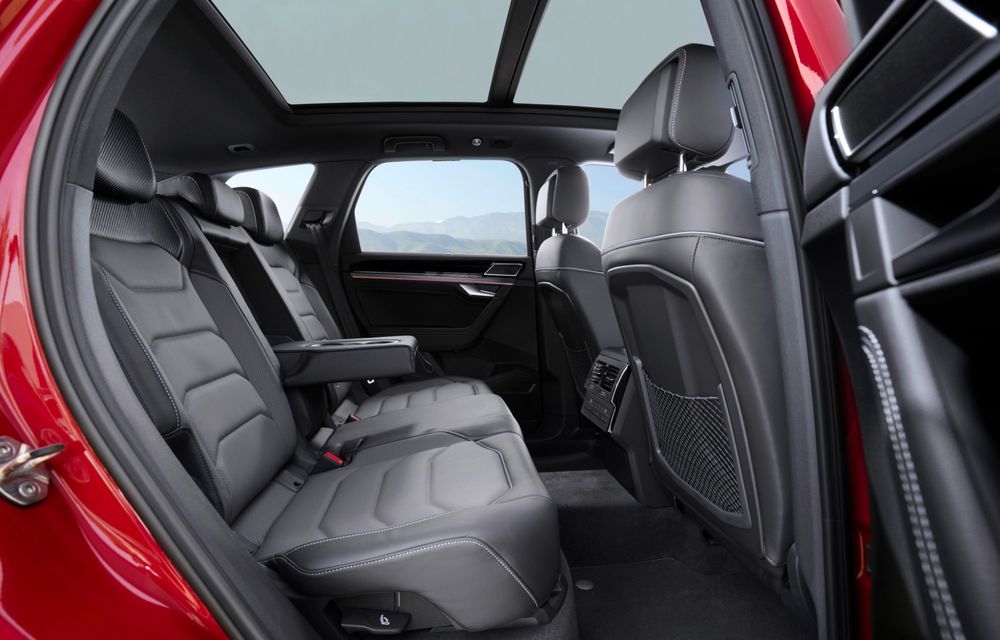 Noul Volkswagen Touareg facelift: faruri noi, motor V6 electrificat și preț de 69.000 de euro - Poza 62