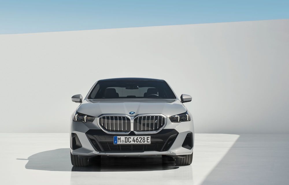 OFICIAL: Acesta este noul BMW Seria 5. Versiune electrică i5, cu 582 km autonomie - Poza 13