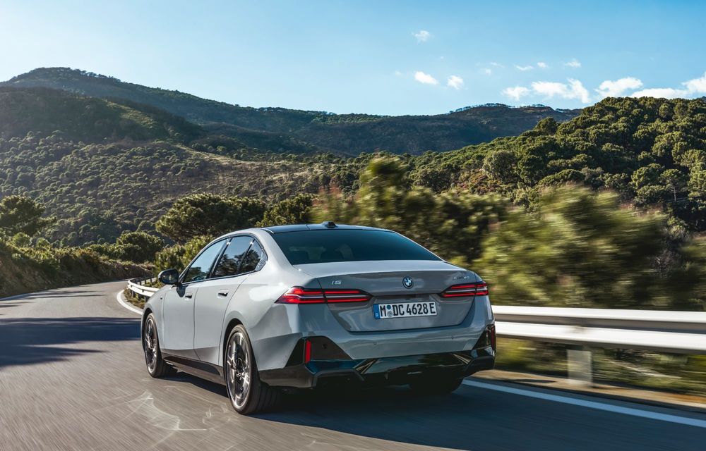 OFICIAL: Acesta este noul BMW Seria 5. Versiune electrică i5, cu 582 km autonomie - Poza 35