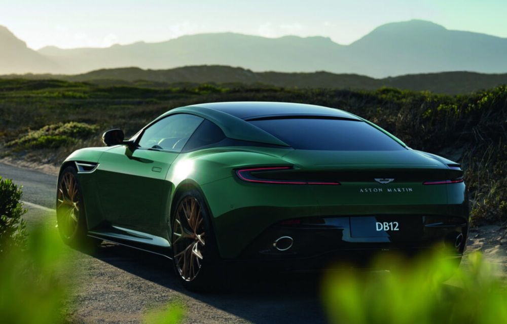 OFICIAL: Acesta este noul Aston Martin DB12 - Poza 9