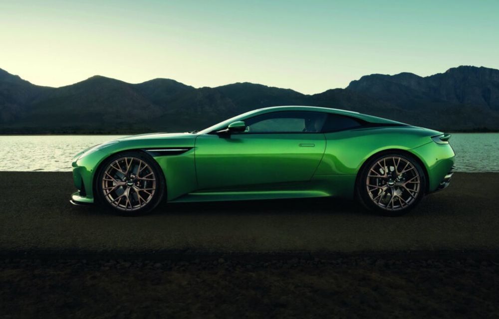 OFICIAL: Acesta este noul Aston Martin DB12 - Poza 26