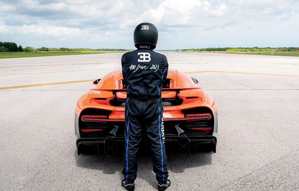 Bugatti a invitat 18 clienți să atingă viteza de 400 km/h la centrul spațial Kennedy - Poza 1