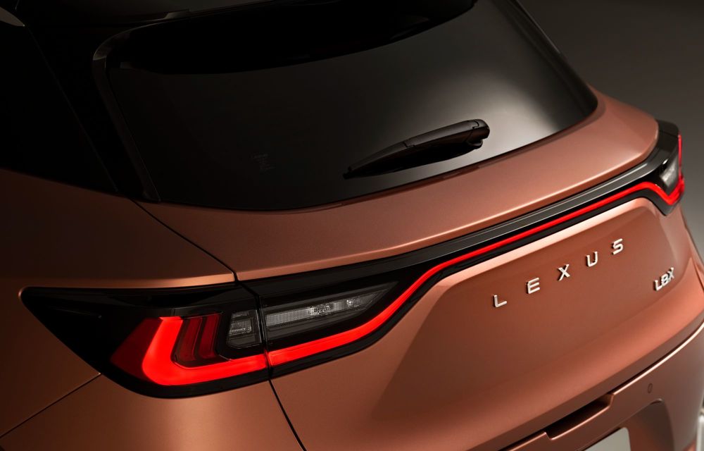Noul Lexus LBX, cel mai mic model al mărcii: motor hibrid de 136 CP - Poza 22