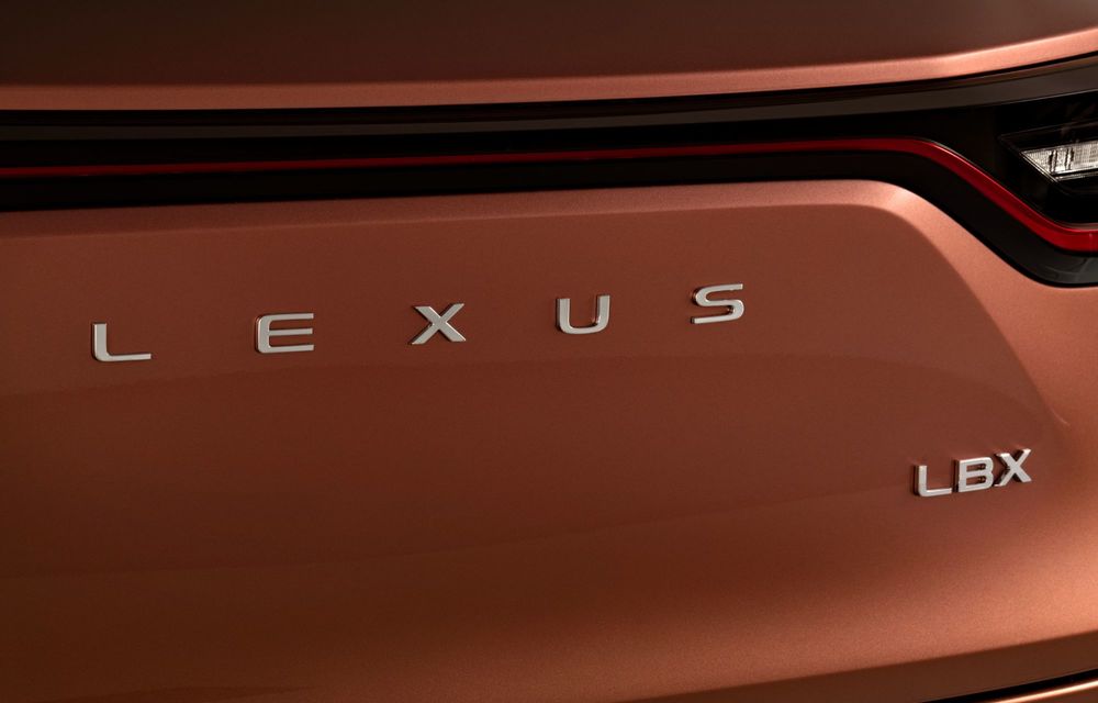 Noul Lexus LBX, cel mai mic model al mărcii: motor hibrid de 136 CP - Poza 23