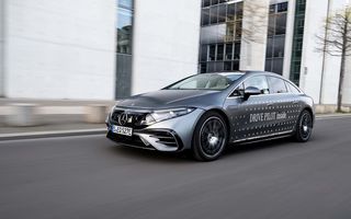 Victorie pentru mașinile autonome în California: Mercedes-Benz bate Tesla pe teren propriu