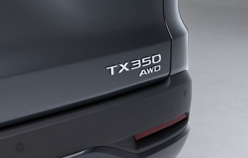 Noul Lexus TX, un SUV de lux cu 3 rânduri de scaune: versiune V6 hibrid de 406 CP - Poza 16