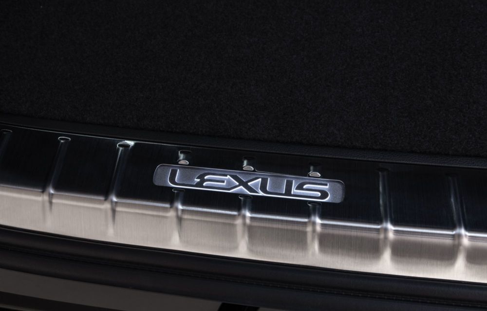Noul Lexus TX, un SUV de lux cu 3 rânduri de scaune: versiune V6 hibrid de 406 CP - Poza 29