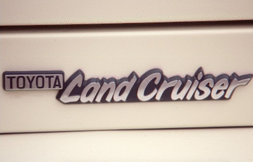 Toyota Land Cruiser primește o nouă generație, după 14 ani. Primul teaser cu noul model de teren - Poza 1
