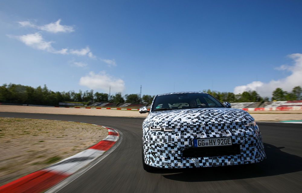 Imagini noi cu viitorul Hyundai Ioniq 5 N, testat pe Nurburgring - Poza 14