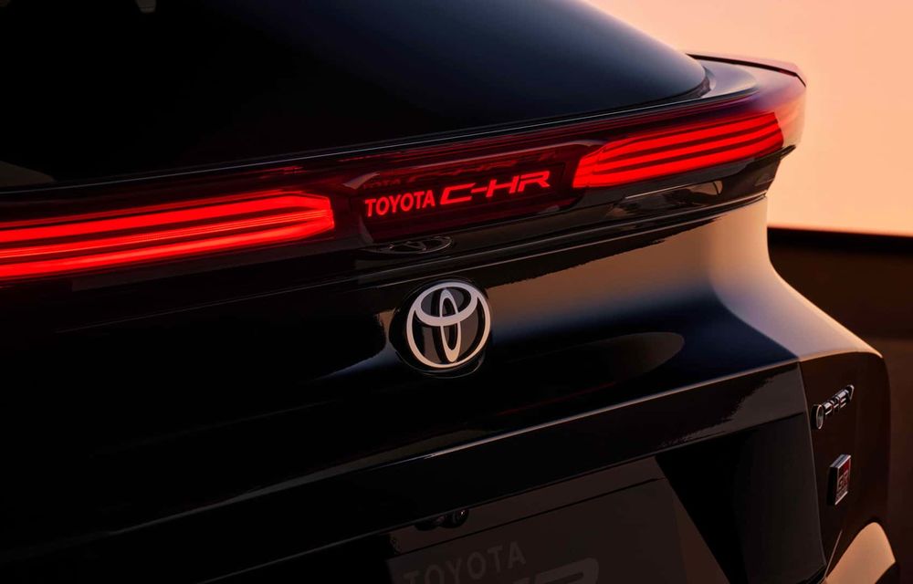 Noua generație Toyota C-HR: motorizări electrificate cu până la 223 CP - Poza 20
