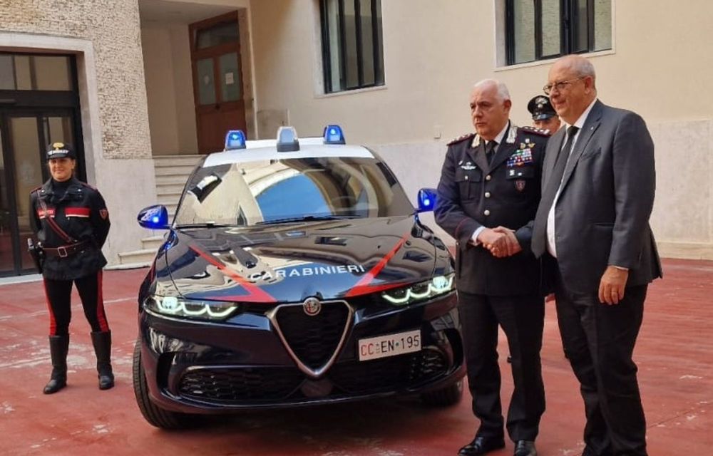 Italia: Alfa Romeo va livra 400 de exemplare Tonale către Carabinieri - Poza 3
