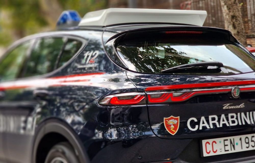 Italia: Alfa Romeo va livra 400 de exemplare Tonale către Carabinieri - Poza 7