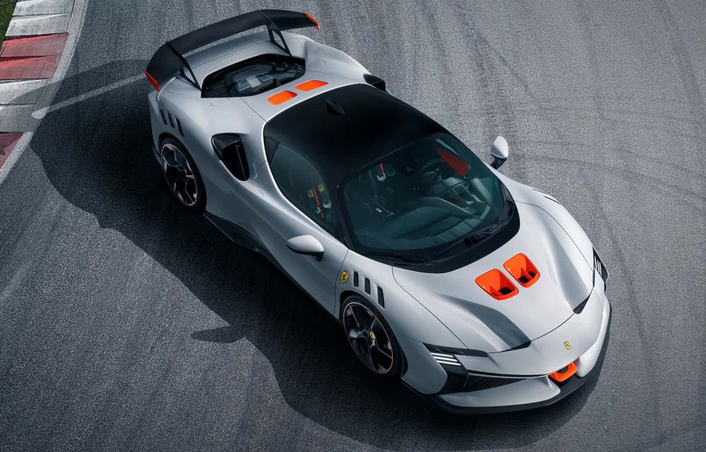 Ferrari prezintă noul SF90 XX Stradale: motor hibrid de 1030 de cai putere - Poza 8