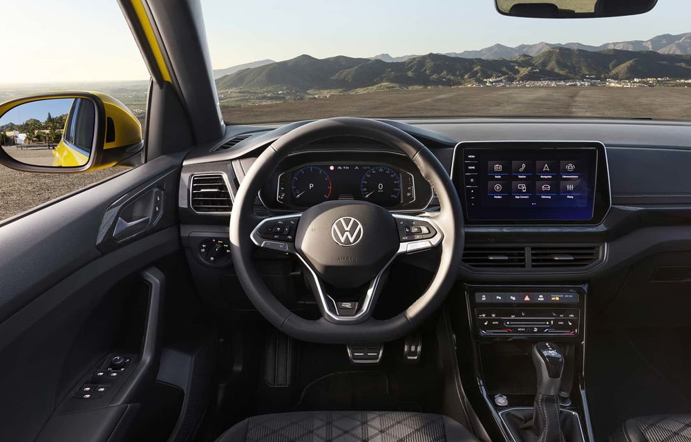 Volkswagen T-Cross facelift: faruri LED și ceasuri digitale în standard - Poza 9