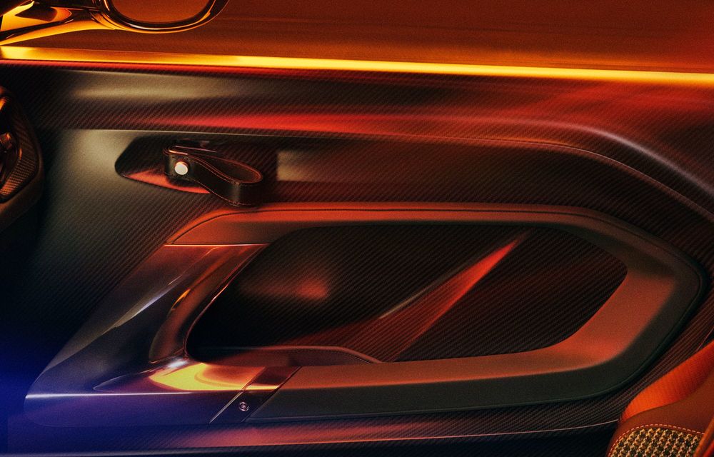 Noul Aston Martin Valour, un GT pentru puriști: motor V12 de 715 CP și cutie manuală - Poza 20