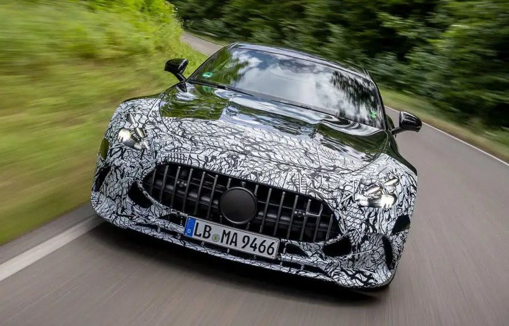 Primele informații tehnice despre noul Mercedes-AMG GT: motoare V8 și tracțiune integrală - Poza 3