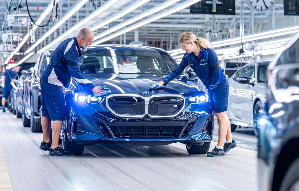 BMW dă startul producției noului Seria 5 - Poza 1