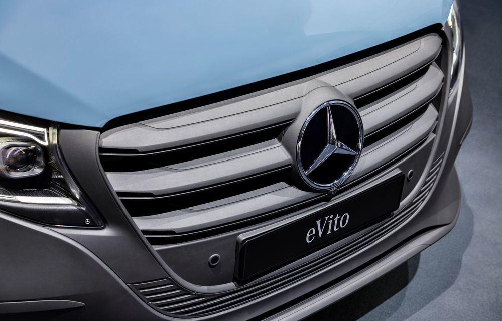 Noul Mercedes-Benz Clasa V facelift: design frontal nou și mai mult lux - Poza 91
